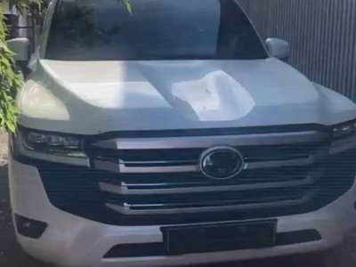 Қостанайда қымбат көлікті айдап кеткен күдіктілер ұсталды