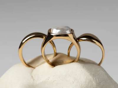 Қосшыда қарызынан құтылмақ болған әйел енесінің алтын жүзігін ұрлаған