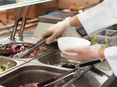 Мектеп оқушылары қыркүйектен бастап жаңа мәзір бойынша тамақтанады