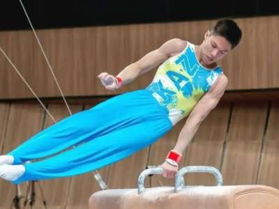 Зейнолла Ыдырысов гимнастикадан Болгариядағы турнирде күміс жүлдегер атанды