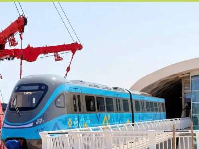 №101 станциясына алғашқы LRT құрамы көтерілді