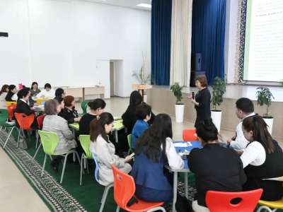 Елордалық әлеуметтік педагогтер тәжірибе алмасты
