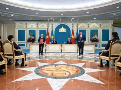 Қасым-Жомарт Тоқаев пен То Лам келіссөздер қорытындысы бойынша Бірлескен мәлімдеме қабылдады