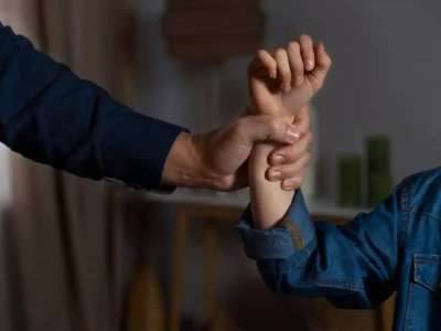 Таразда жасөспірім қыз өгей әкесінен жүкті болып қалған