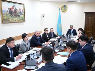 Сенатта балаларға білім беруге арналған «Келешек» жинақтау жүйесі талқыланды