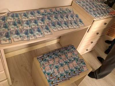 Оралда кәсіпкерлерден ақша бопсалаған қылмыстық топ ұсталды