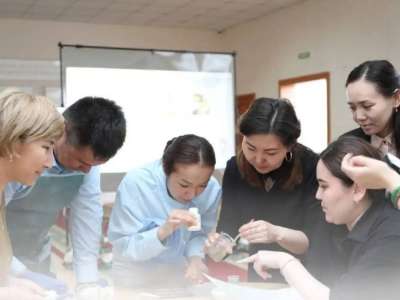 80 мыңнан астам педагог біліктілікті арттыру курстарынан өтті