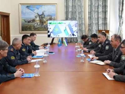Қазақстан мен Өзбекстан қорғаныс саласындағы ынтымақтастықты арттырады