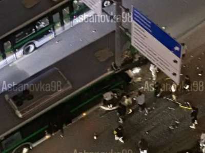 Астанадағы автобус апаты: Бір жолаушы аяғынан айырылды