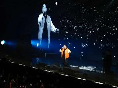 «Руки Вверх» тобының әншісі Астананың сұлулығы мен тазалығына таңданды