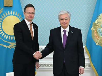 Тоқаев Мажарстанның Сыртқы істер министрін «Достық» орденімен марапаттады