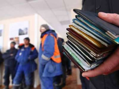 Қазір Қазақстанда қанша шетелдіктің жұмыс істеп жүргені белгілі болды