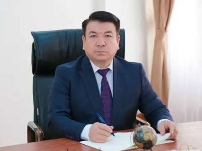 Ғани Бейсембаев мұғалімдерді кәсіби мерекесімен құттықтады