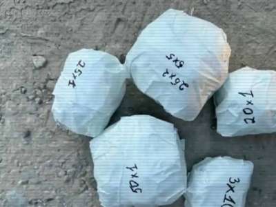 Шымкентте полицейлер жүргізушіден есірткі тәркіледі