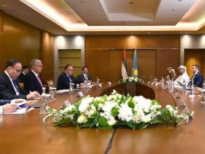 Мемлекет басшысы жасанды интеллект саласындағы сарапшылармен кездесті