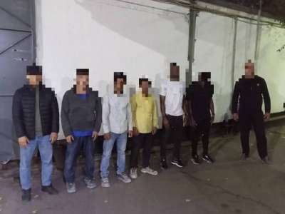 Алматыда заңсыз жүрген шетелдіктер елден қуылды