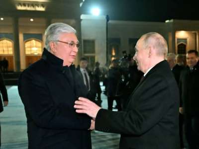 Тоқаев Путинді елорда әуежайынан шығарып салды