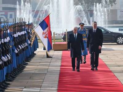 Сербия Президенті Қасым-Жомарт Тоқаевты ресми қарсы алды