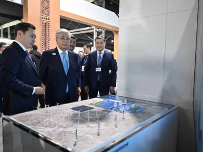 Мемлекет басшысы СOP29 аясындағы Қазақстан павильонына барды