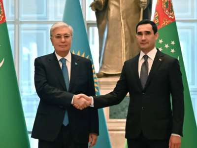 Қазақстан мен Түрікменстан достық қарым-қатынастарды одан әрі нығайтады