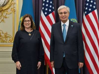 Мемлекет басшысы АҚШ Сауда палатасының президентін қабылдады