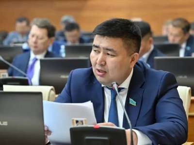 Қағаз кетеді, цифрлық форматтар стандартқа айналады – Мәжіліс депутаты