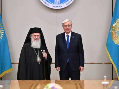 Президент Иерусалим Патриархы III Феофилмен кездесті