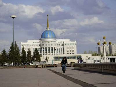 Қазақстандықтардың 70 пайыздан астамы ел дұрыс бағытта дамып келе жатыр деп есептейді  – сауалнама