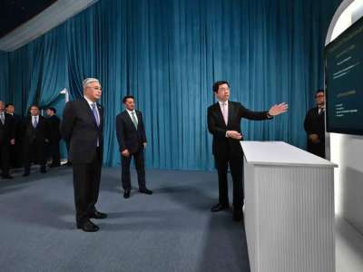 Мемлекет басшысы отандық ЖИ жобаларымен танысты