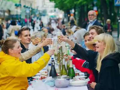 Әлемдегі ең бақытты елдер тізімі: Қазақстан нешінші орында