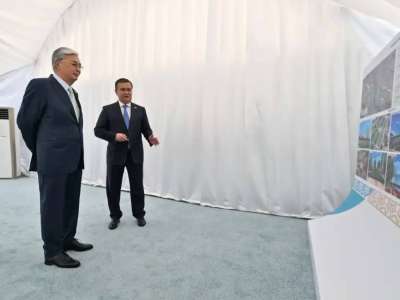 Мемлекет басшысы Астанадағы «Мыңжылдық» аллеясын абаттандыру жұмыстарымен танысты