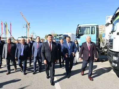 Қызылордада Еңбек күні қарсаңында «Үлгілі елді мекен» облыстық конкурсы жеңімпаздарына 19 коммуналдық техника табысталды