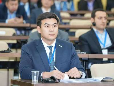 «Бұл – жай ғана әдемі сөздер емес»: Мұхаммед Болысбек ҚХА сессиясы туралы пікір білдірді