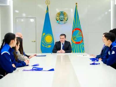 Жеңіс Қасымбек IX қысқы Азия ойындарында медаль алған спортшылармен кездесті