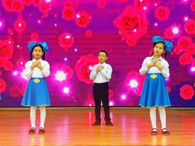 Елордалық оқушылар арасында «Рақмет, ана» челленджі басталды