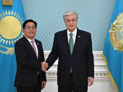 Мемлекет басшысы YTO Express басқарма төрағасын қабылдады