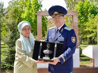 Бауыржан Момышұлының туған жерінде ескерткіш тақта ашылды