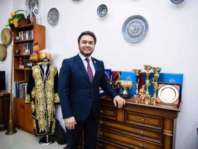 Қaзaқ-өзбек хaлықтaрындa ұқcacтықтaр өте көп – Шерзод Пулaтов