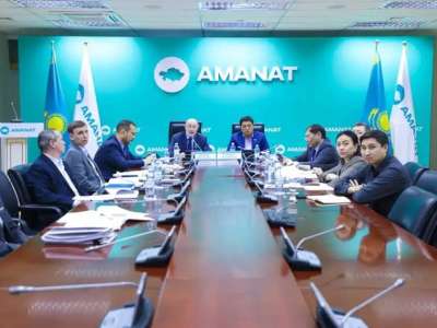 «Халықпен бірге!»: Amanat партиясында Астана қаласы әкімдігінің есебі тыңдалды