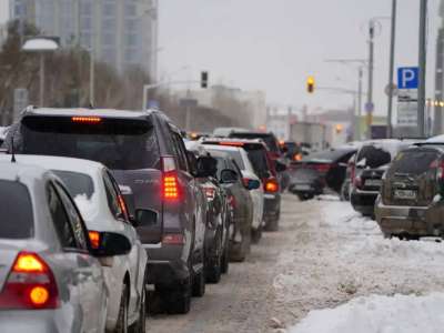 Енді кедергі келтіріп тұрған көлік иесіне аноним хабарлама жіберуге болады