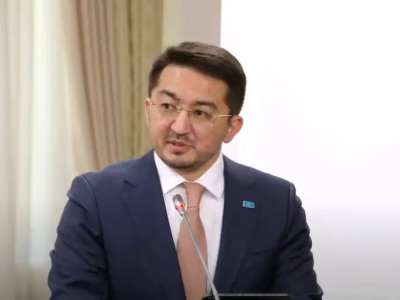 «Айдың соңына дейін»: министр жеке куәлікті үйден шықпай ауыстыруға болатынын айтты