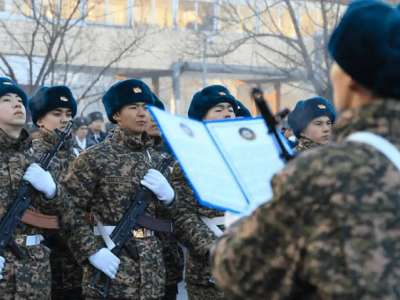 Мерзімді қызметтің үздік сарбаздары тегін оқуды жалғастырады – министрлік