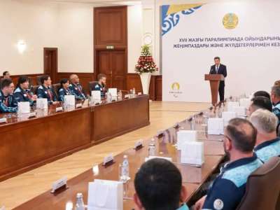 Паралимпиада жүлдегерлері мен жаттықтырушыларына мемлекеттік наградалар табысталды