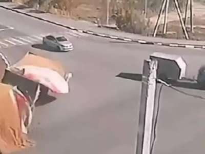 Қостанай облысында жүк көлігінен астық төгілді