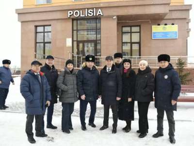 Астаналық мәслихат депутаттары полиция бекеттерін аралады