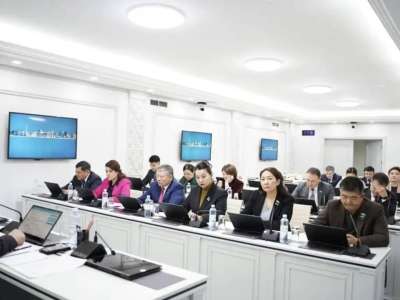 Елордада медициналық ұйымдарды қаржыландыру мәселелері талқыланды