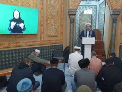 Елорда мешіттерінде сурдоаударма қызметі іске қосылды