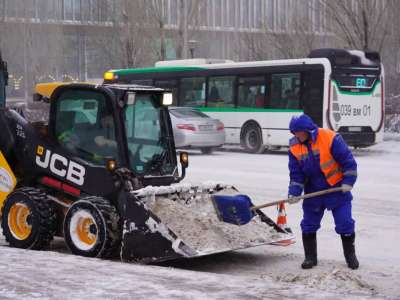 Астанада қар күреуге 2,6 мыңнан астам жол жұмысшысы шықты