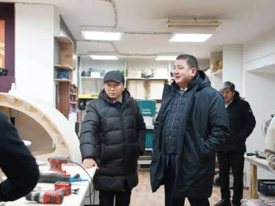 Елордада ұлттық музыкалық аспаптар жасайтын шеберхана жұмыс істейді