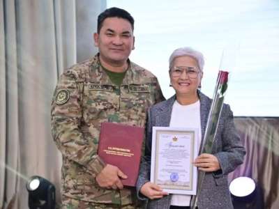 Ұлттық әскери-патриоттық орталықта үздік мамандар марапатталды